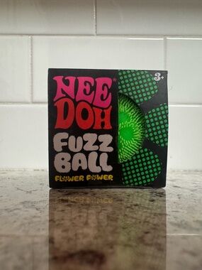 NeeDoh Fuzz Ball - Bright Green